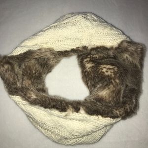 Aerie Knit Faux Fur Lined scarf neck warmer